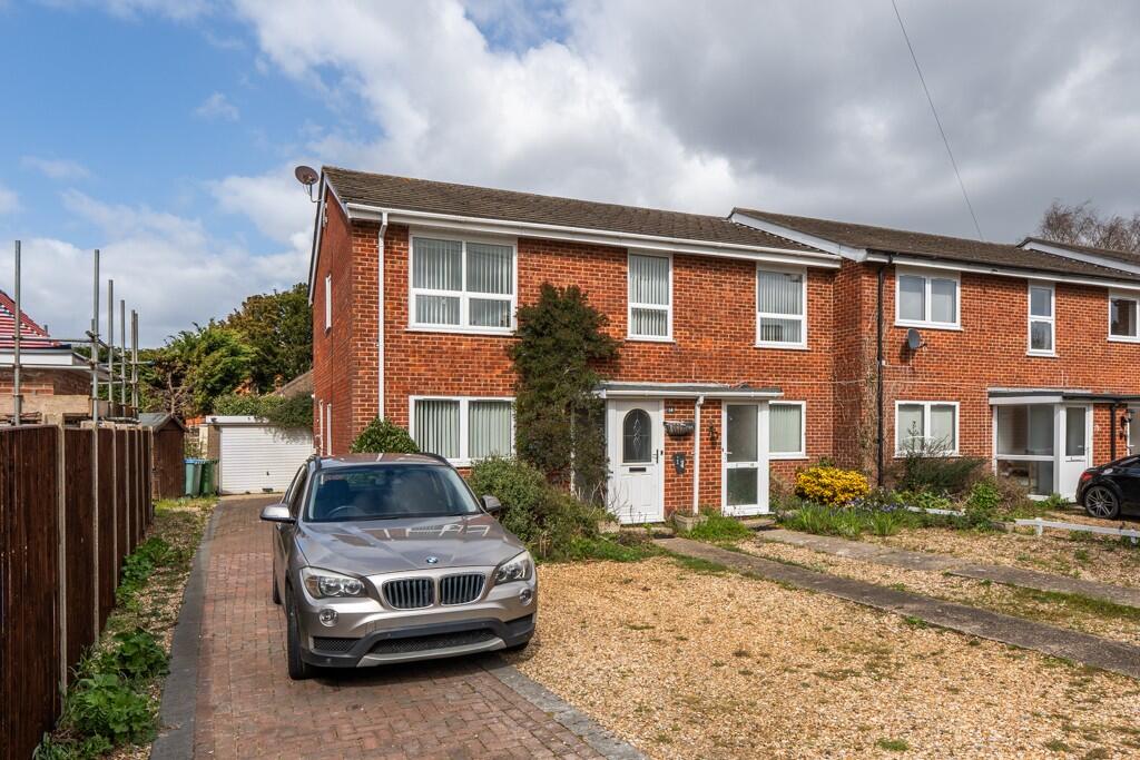 Main image of property: Havelock Road, Warsash, SO31