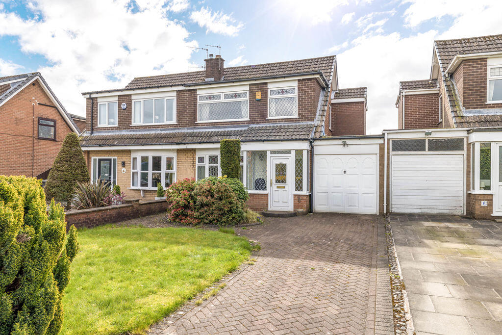 Main image of property: Renfrew Close, Hawkley Hall, WN3 5QF