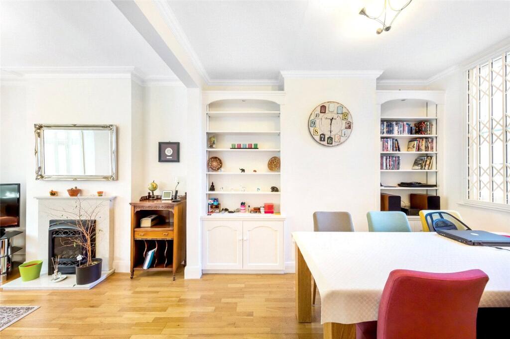 House in London - View 4