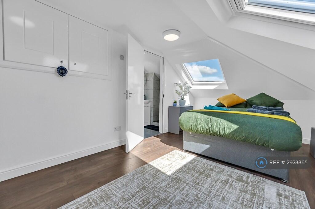 1 bedroom house share for rent