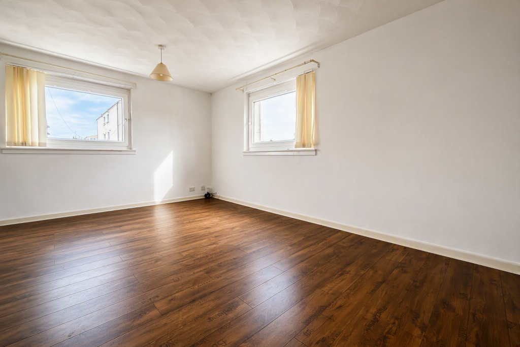 Apartment in Glasgow - View 2