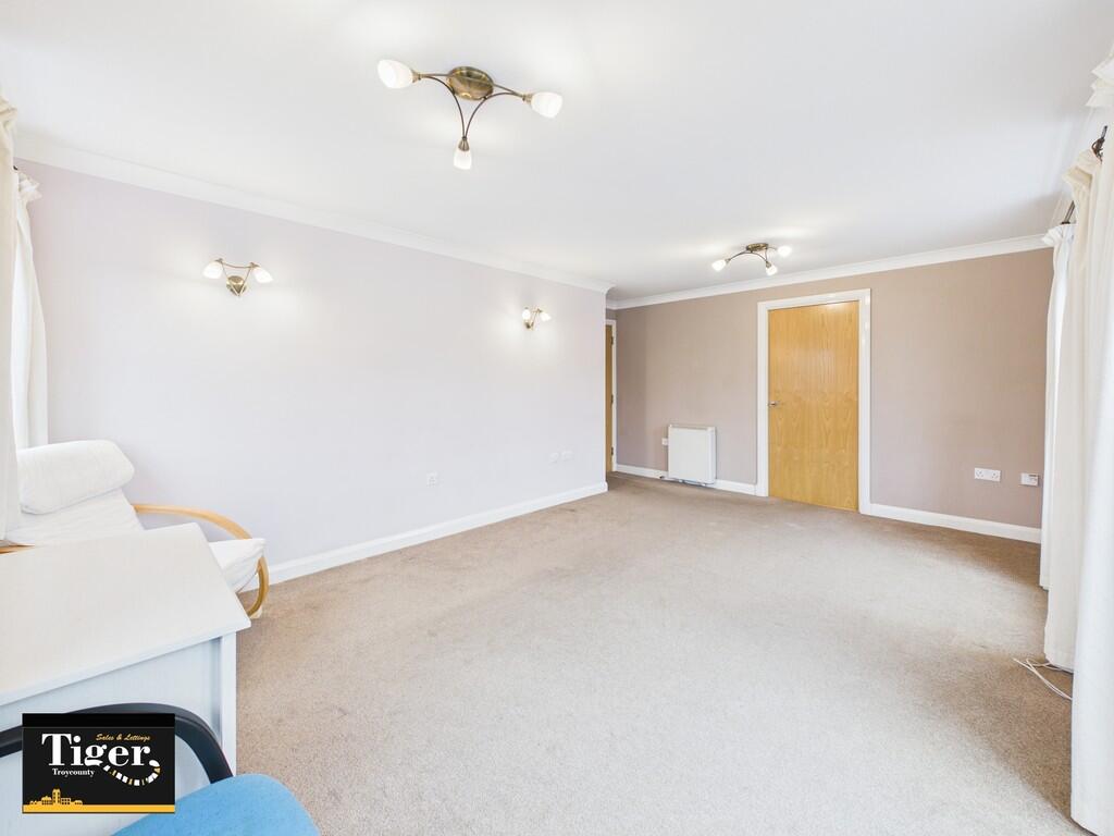 Newton Drive, Blackpool photo 4