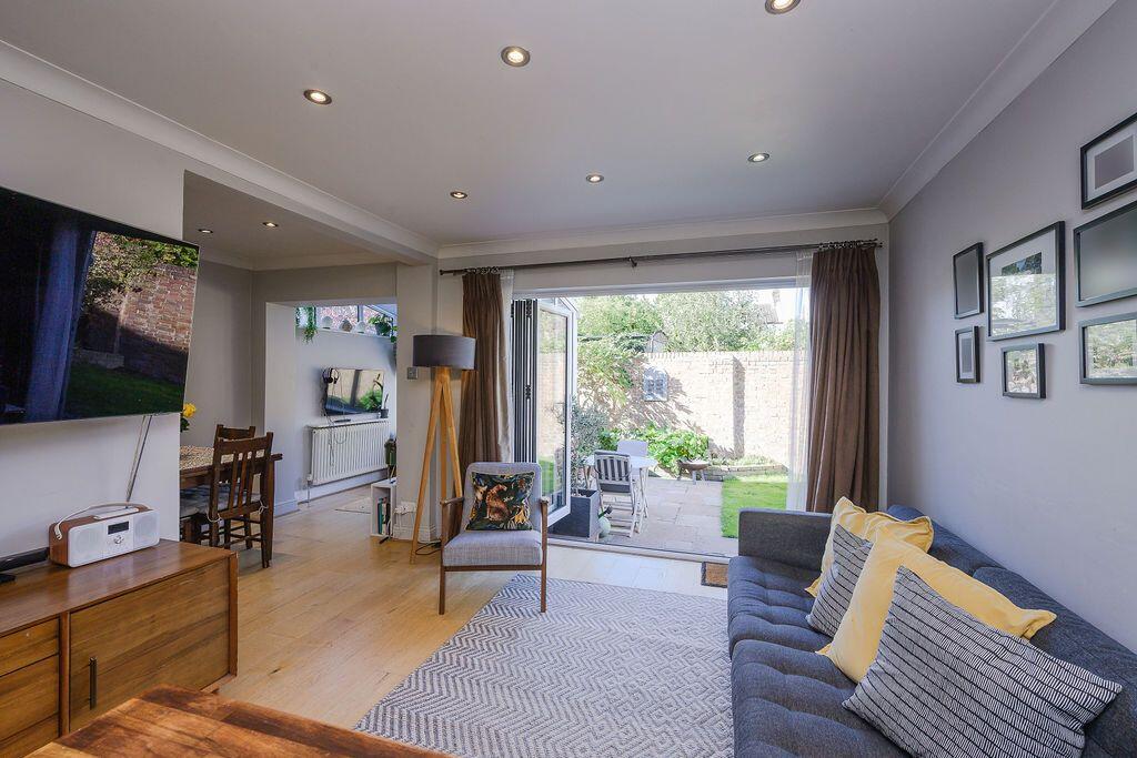 Detached House, Bronson Road, Raynes Park, SW20 photo 4