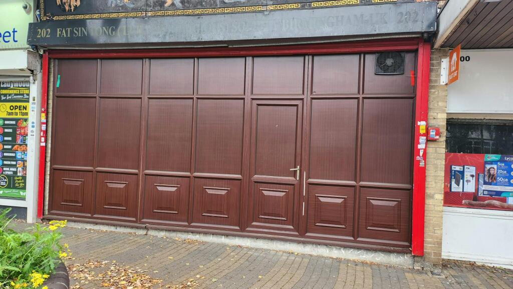 Main image of property: 202 St. Vincent Street West, Birmingham, B16 8RP
