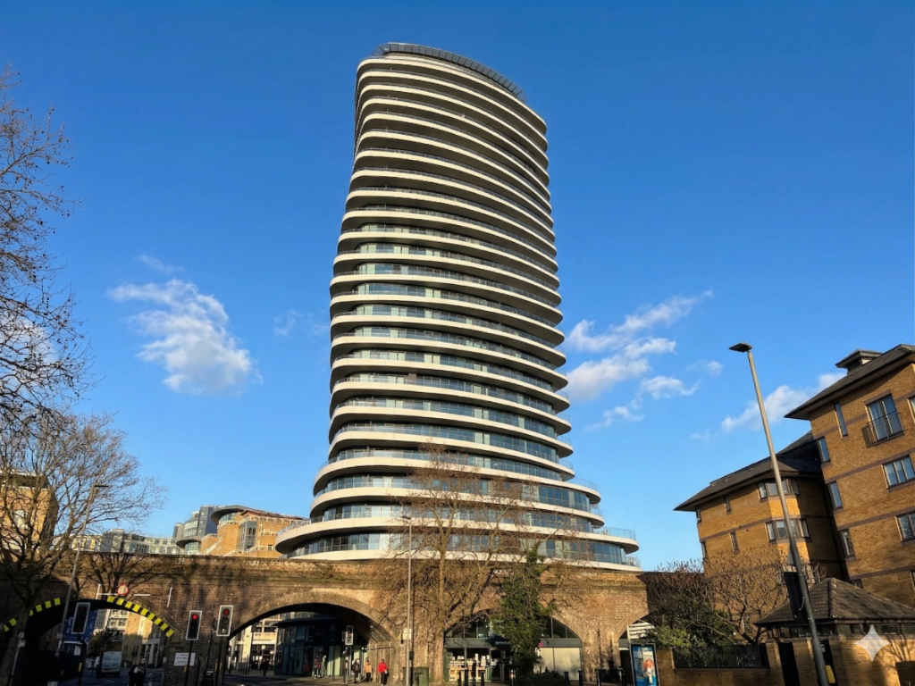 Main image of property: Lombard Road, London, SW11