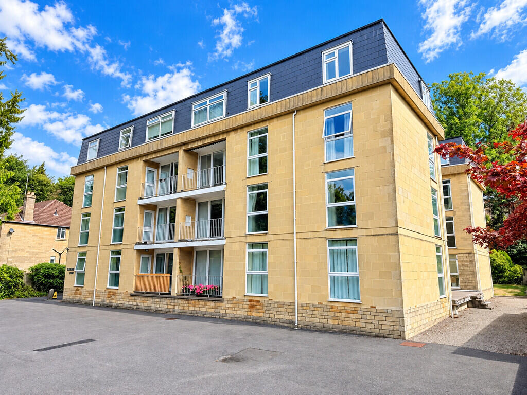 Main image of property: Glencairn Court, Pulteney Road