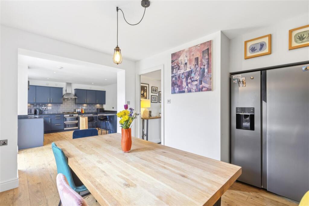 Academy Place, Bathgate - View 6