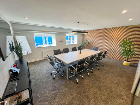 First Floor Suite, 1c Balderton Court