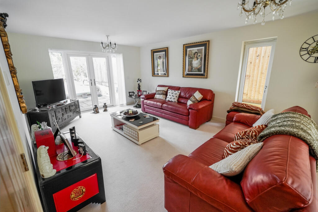 Cleavers View, Earls Barton, Northampton, NN6 0FR photo 4