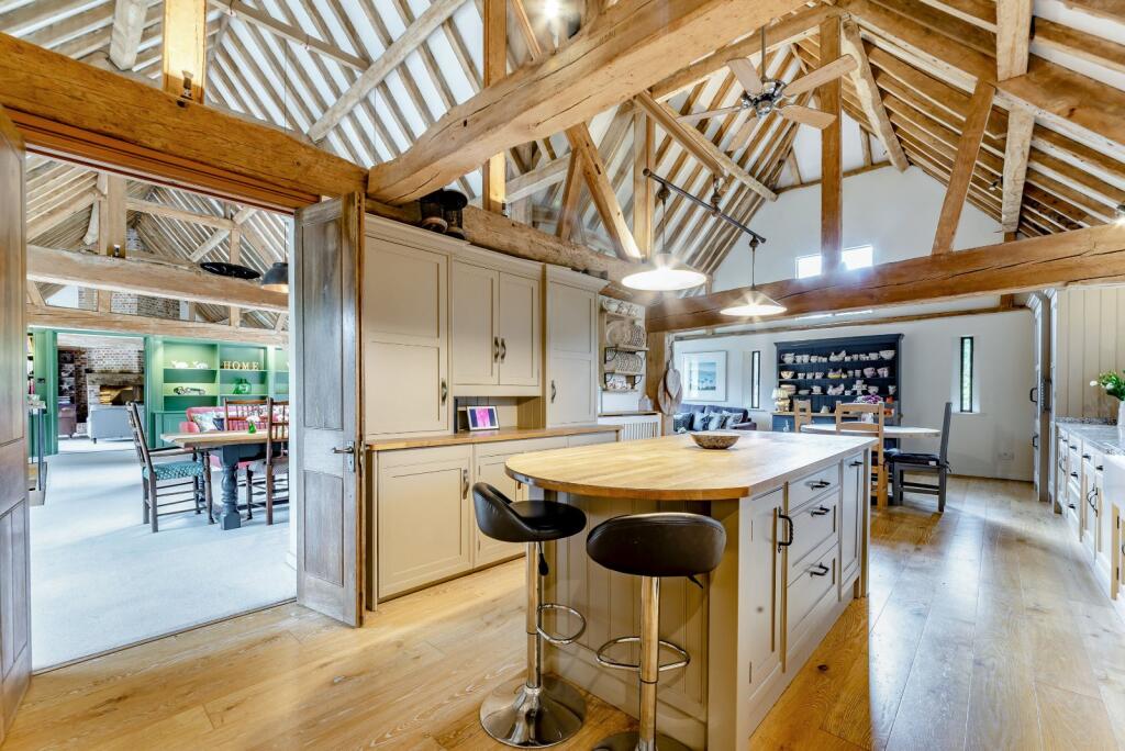 Redlynch, Salisbury, Wiltshire photo 4