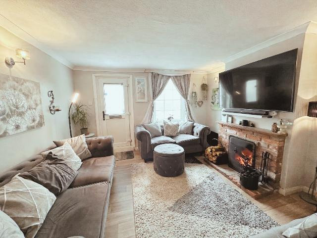 House in Stowmarket, Combs Ford - View 3