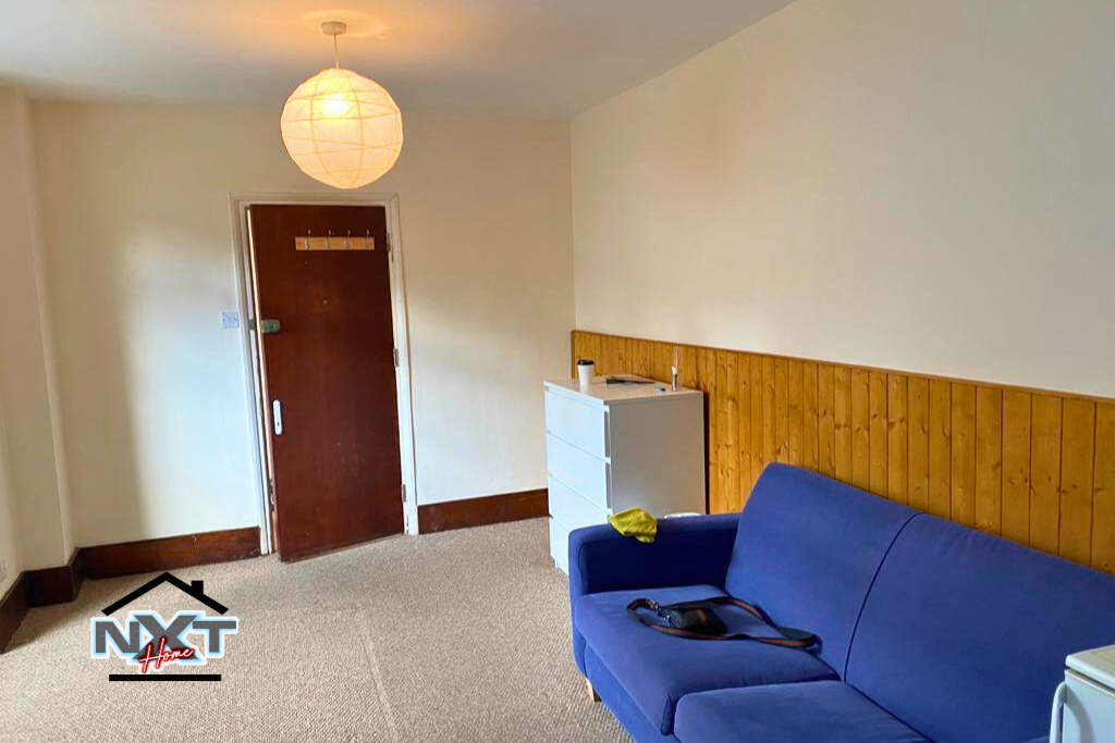 Capworth Street, London, E10 photo 4