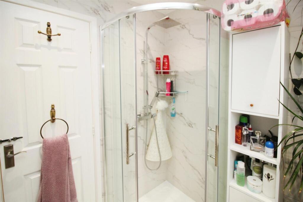 Additional image 17 of Lichfield Mount, Bradford, BD2 1NX