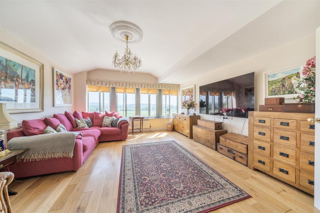 House in Dorchester, Manston - View 2