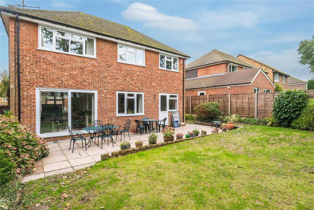 Highwayman's Ridge, Windlesham, Surrey, GU20 photo 2
