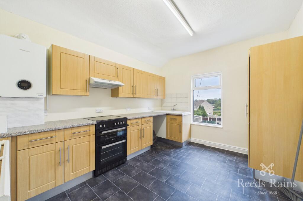 Apartment in Rotherham, Laughton Common, Thurcroft - View 3