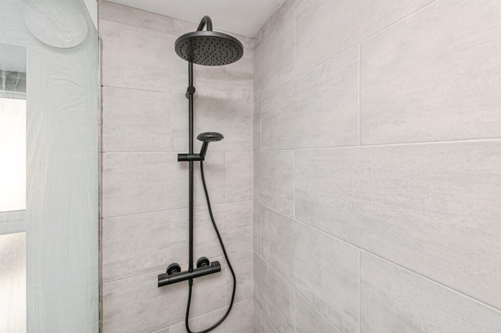 Additional image 6 of Whitcliffe Road, CLECKHEATON