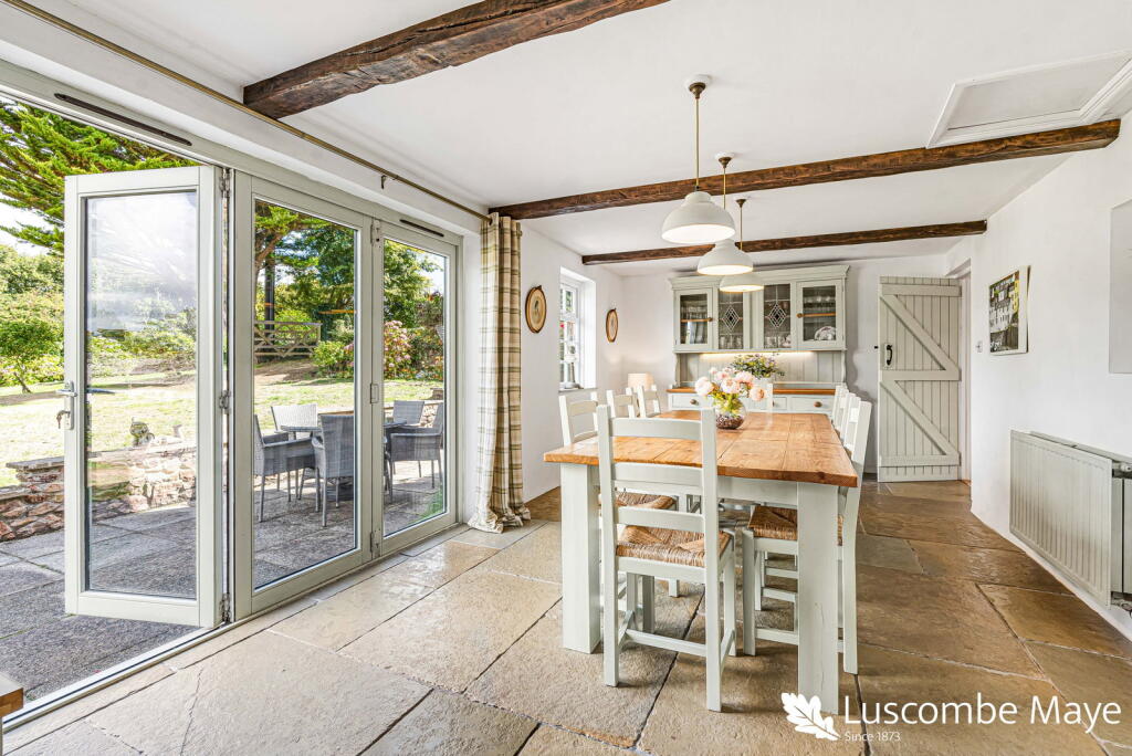 House in South Hams, Kingston - View 5