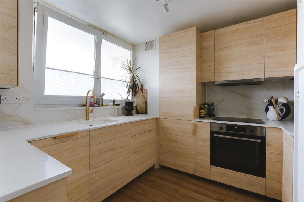 Apartment in London - More