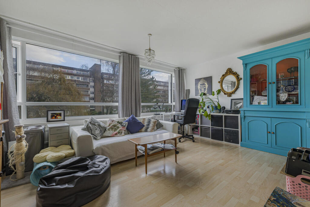Apartment in London, Pickhurst, Hayes - View 4