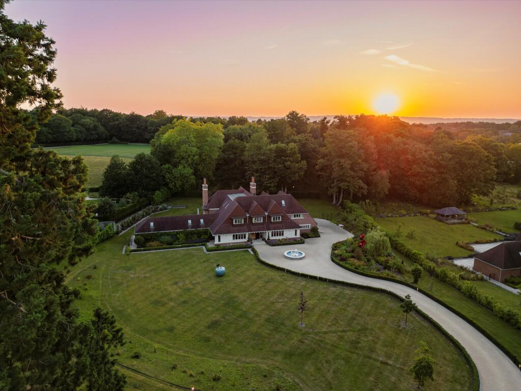 Main image of property: Wildernesse Avenue, Sevenoaks, Kent TN15.