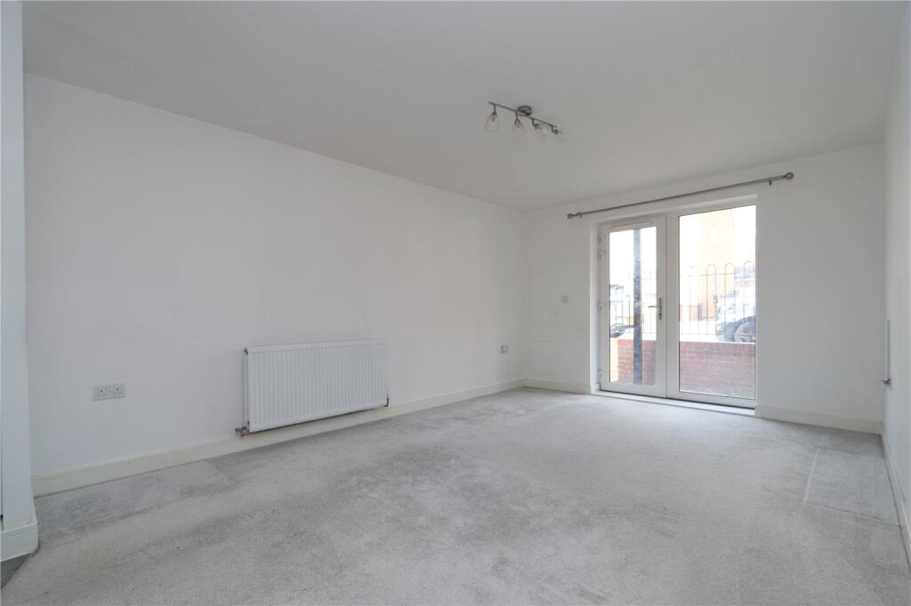 Apartment in Milton Keynes, Shenley Brook End - View 5