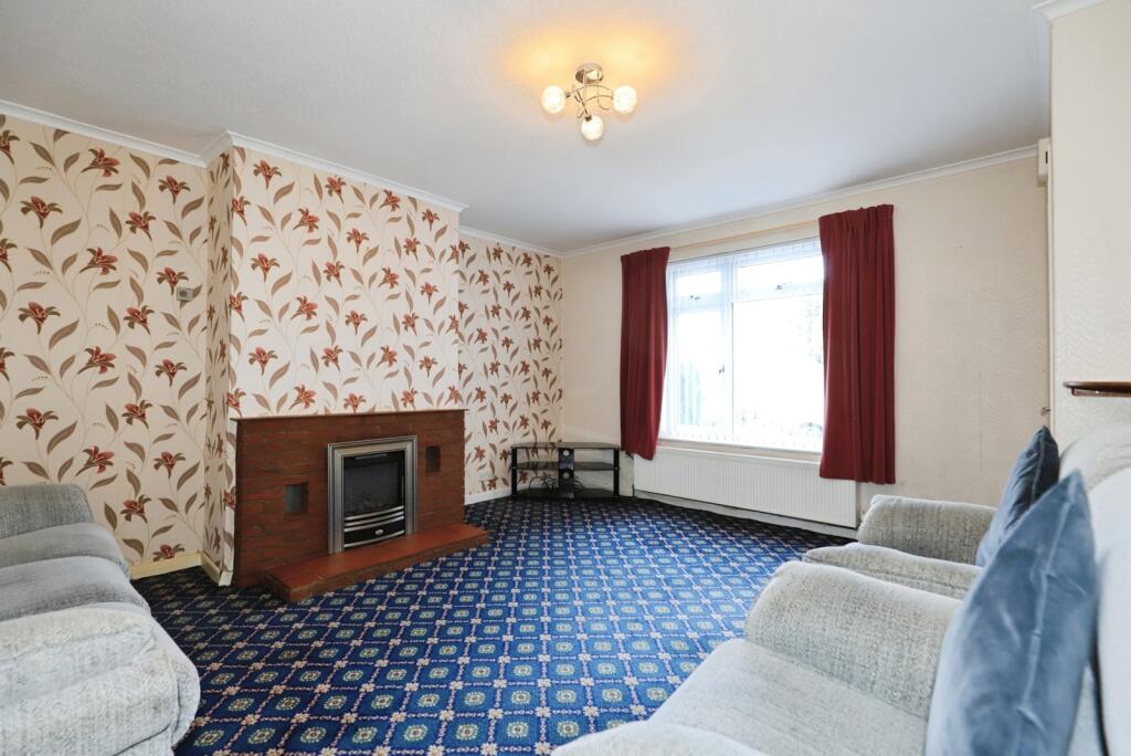 House in Dudley - View 4