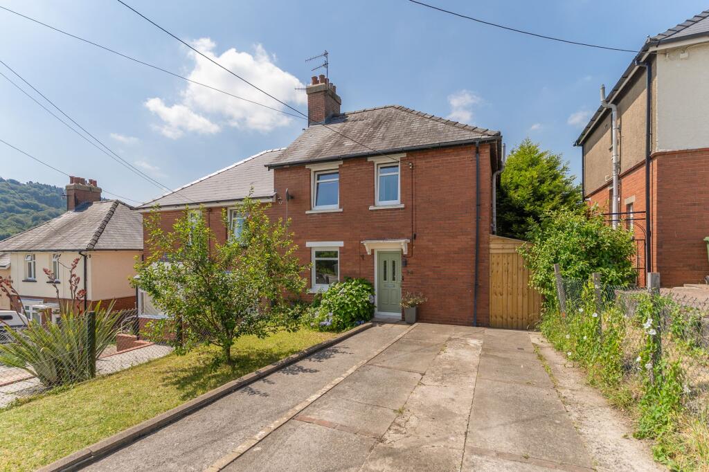 Main image of property: Waunddu, Pontnewynydd, NP4