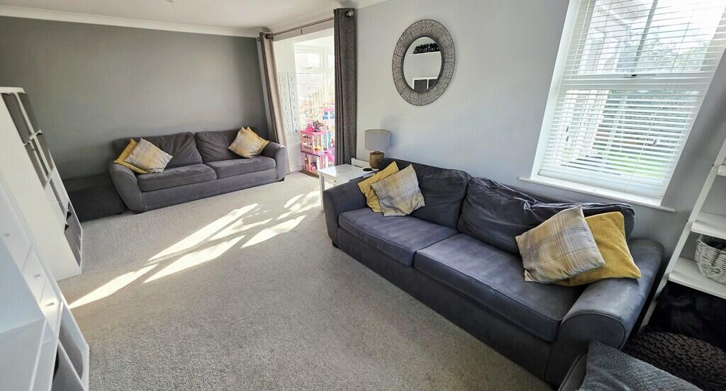 House in Brackley, West Northamptonshire - View 5
