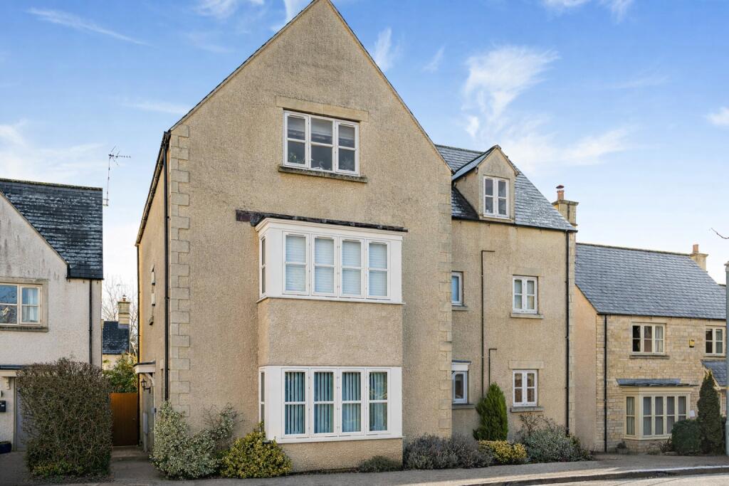 Main image of property: Cornwall Close, Tetbury, Gloucestershire, GL8