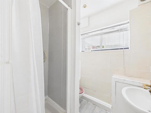 Ensuite Shower Room