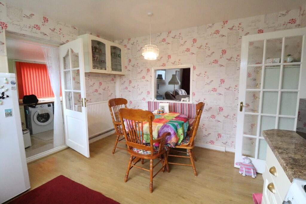 5 Wyvern Close, Crowle, DN17 4NW photo 3