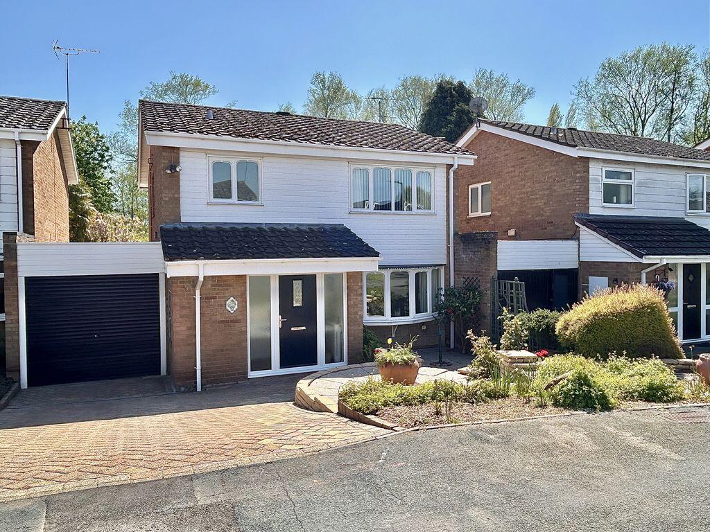 Main image of property: Strine Way, Newport