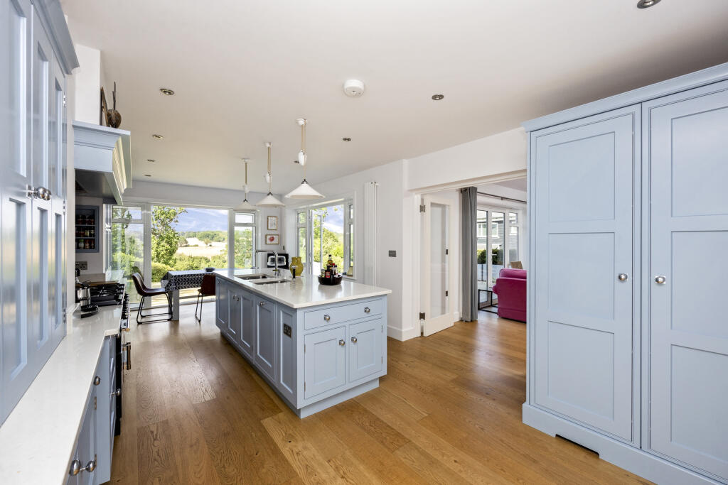 House in Rother, Etchingham - View 4