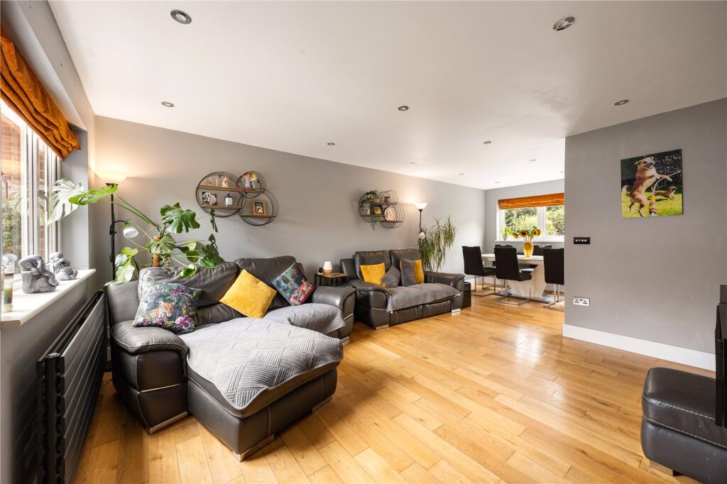 House in Bristol, Lyde Green, Emersons Green - View 4