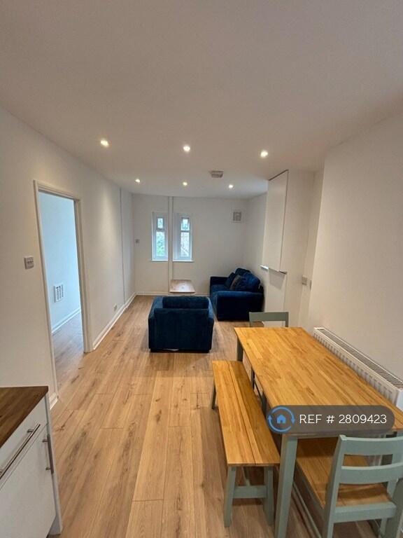 Main image of property: Radbourne Road, London, SW12