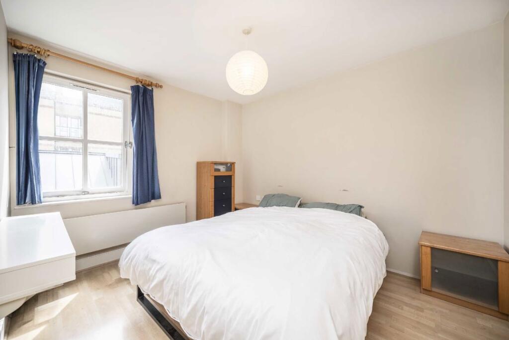 Apartment in London - View 5
