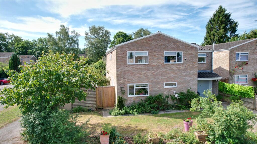 The Paddock, Headley, Hampshire, GU35 photo 2