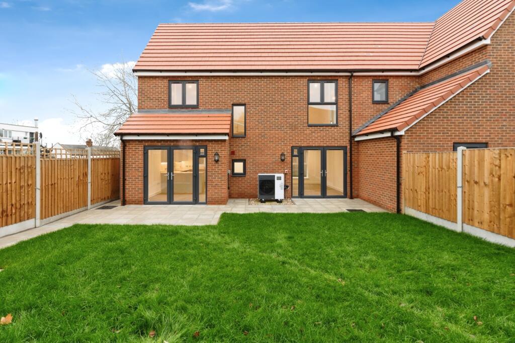 Ganels Mews, Ganels Road, Billericay, Essex, CM11 photo 2