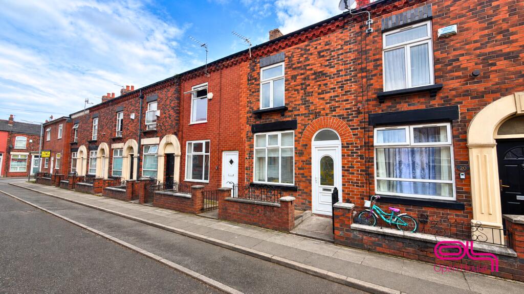 House in Bolton, Brownlow Fold, Halliwell - View 2