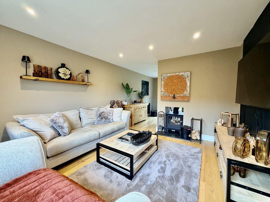 House in Hemel Hempstead, Wooburn - View 4
