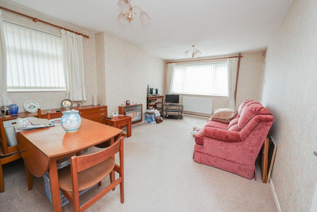 Carral Close, Lincoln photo 3