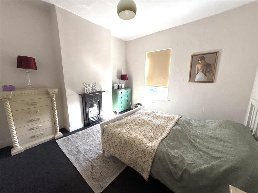House in Derby - View 5