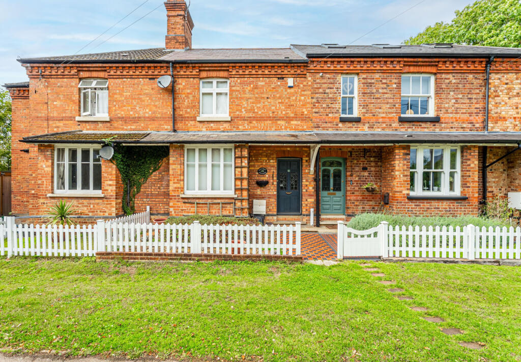 Railway Cottages, Station Road, Bricket Wood, St. Albans, AL2