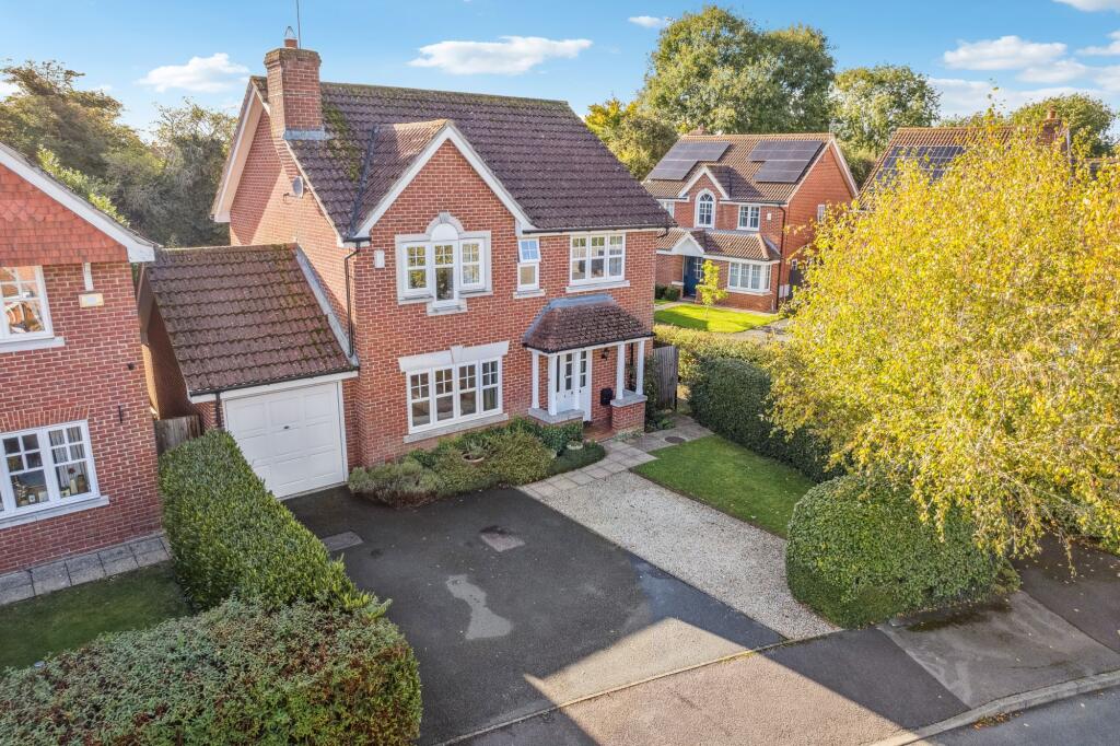 Main image of property: Mably Grove, Wantage, OX12