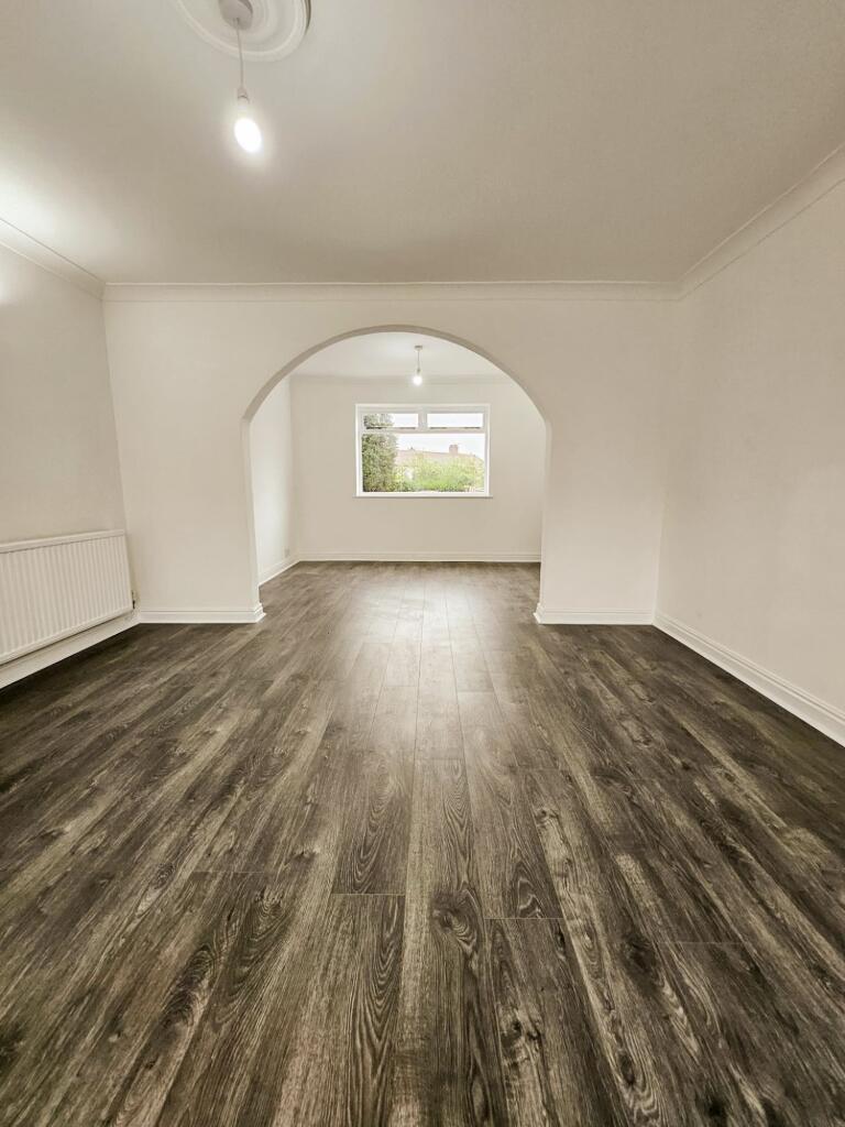House in Doncaster, South Yorkshire - View 3