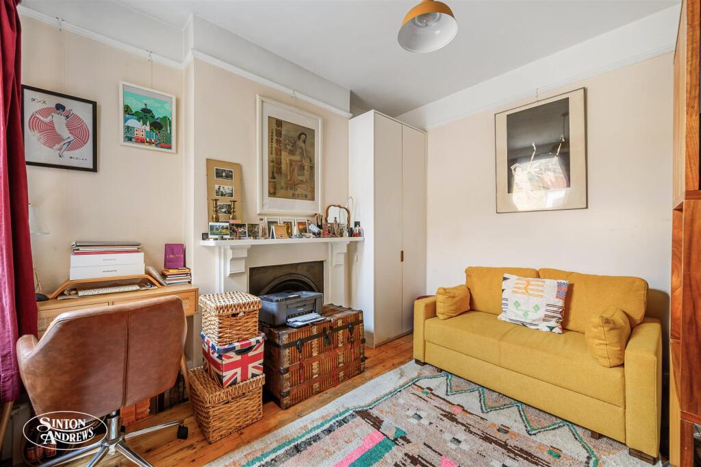 Apartment in London - View 4