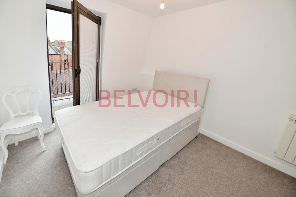 Apartment in Southampton - View 5