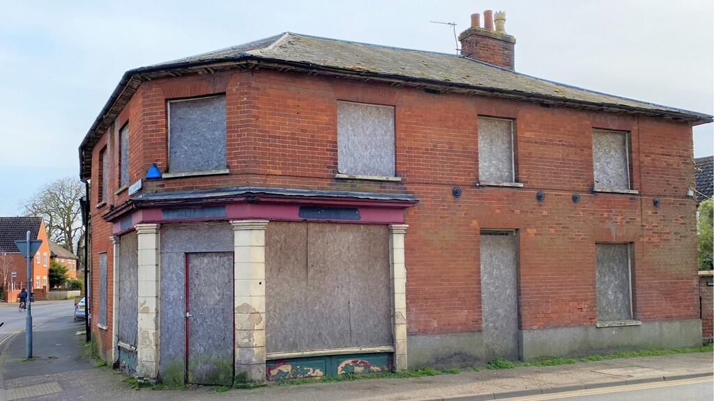 Main image of property: 2-4 High Street, Attleborough, Norfolk, NR17 2EH