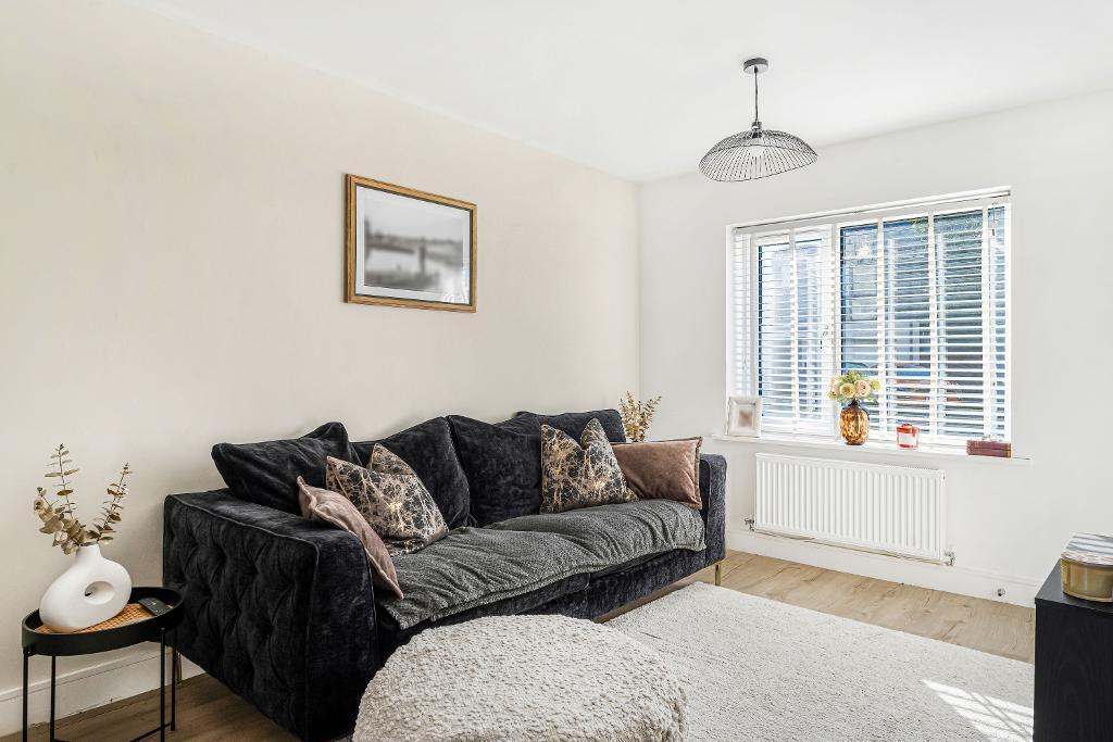 91, Budding Way, Dursley, GL11 5BE photo 4